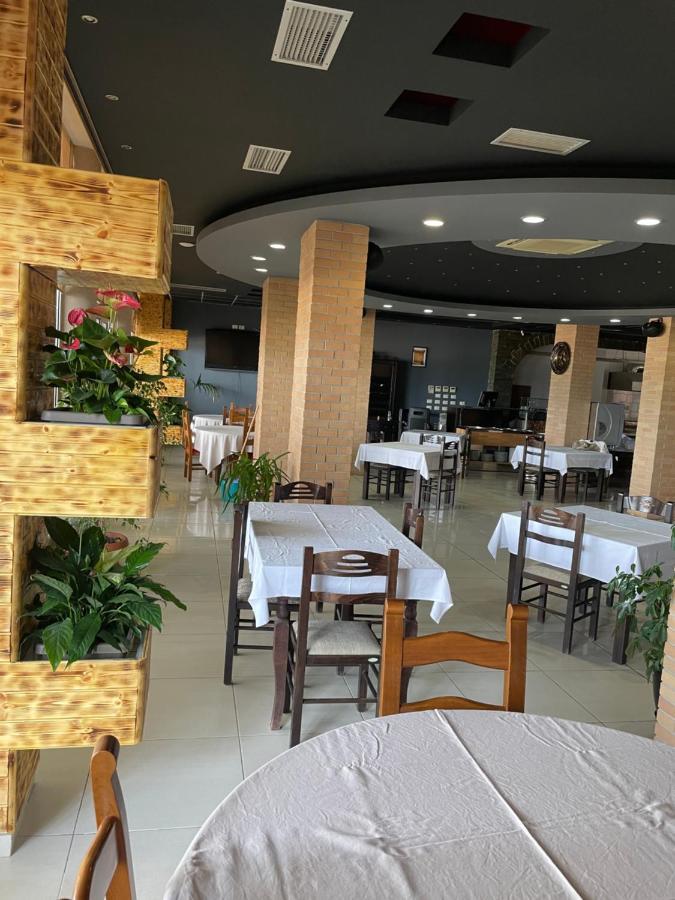 Espana Aparthotel Škalngur Εξωτερικό φωτογραφία