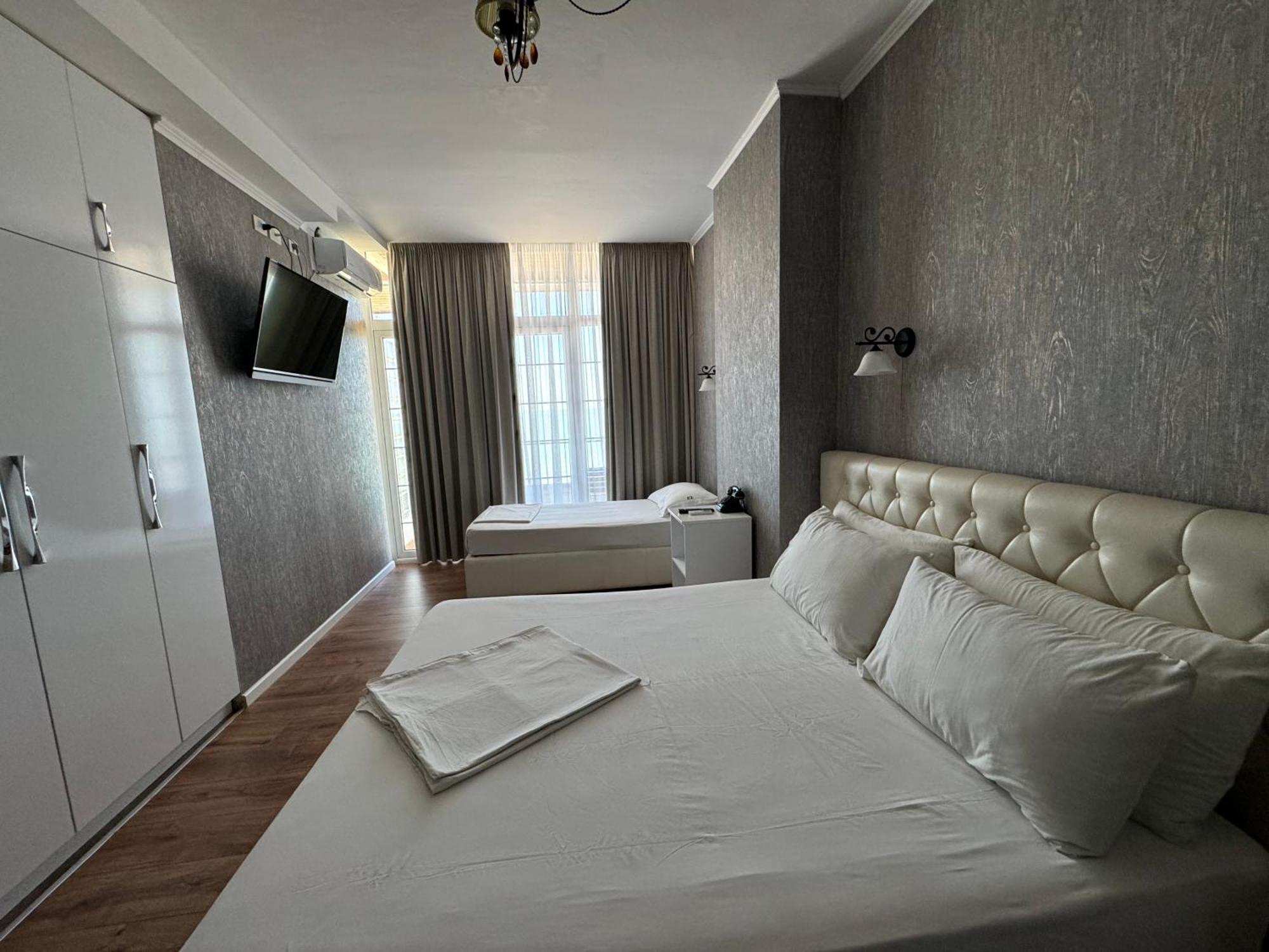 Espana Aparthotel Škalngur Εξωτερικό φωτογραφία