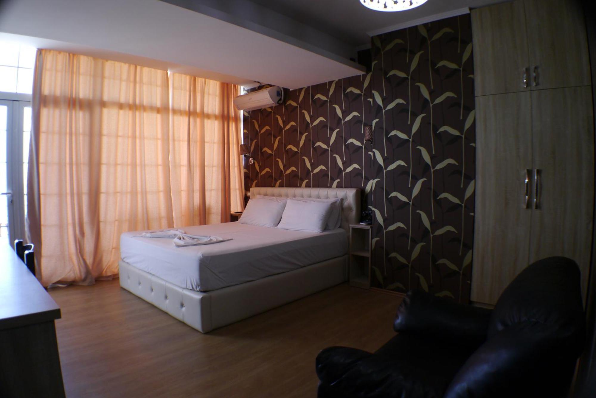 Espana Aparthotel Škalngur Εξωτερικό φωτογραφία