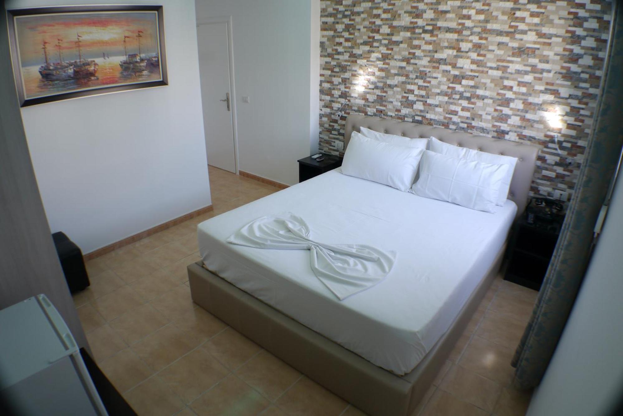 Espana Aparthotel Škalngur Εξωτερικό φωτογραφία