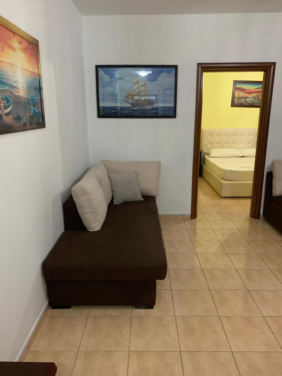 Espana Aparthotel Škalngur Εξωτερικό φωτογραφία