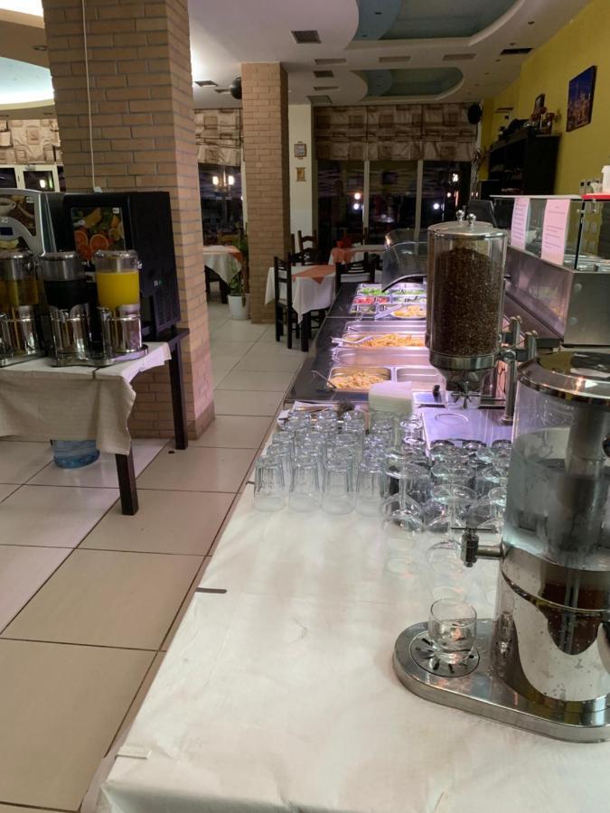 Espana Aparthotel Škalngur Εξωτερικό φωτογραφία
