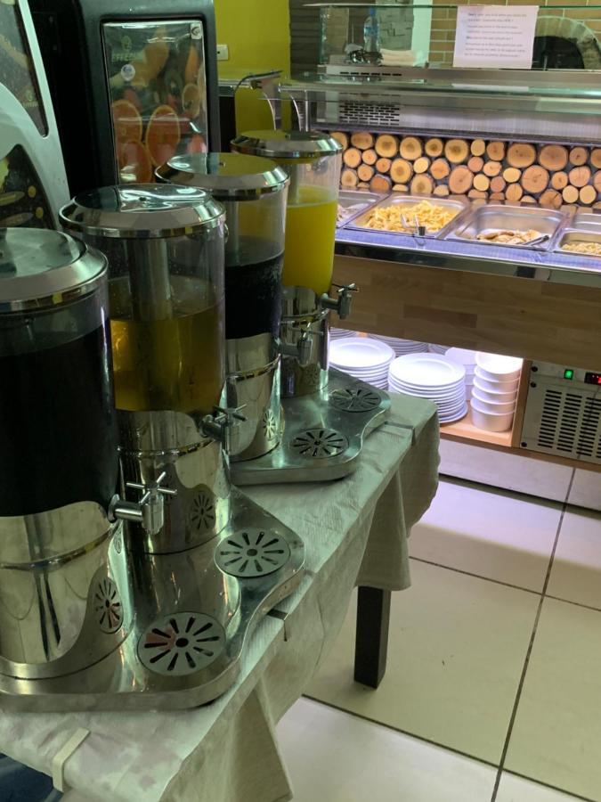 Espana Aparthotel Škalngur Εξωτερικό φωτογραφία